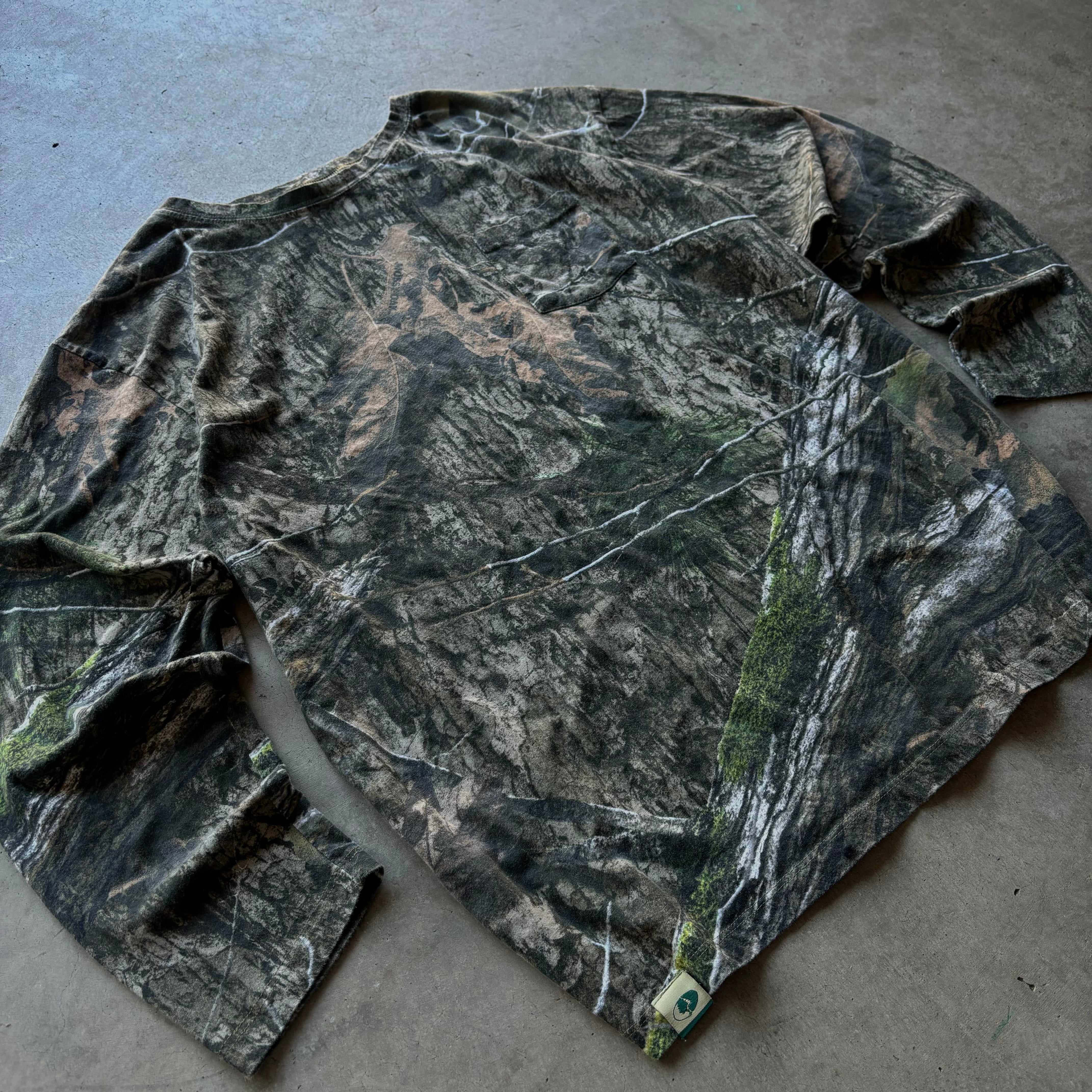 MOSSY OAK CAMO LONG SLEEVE