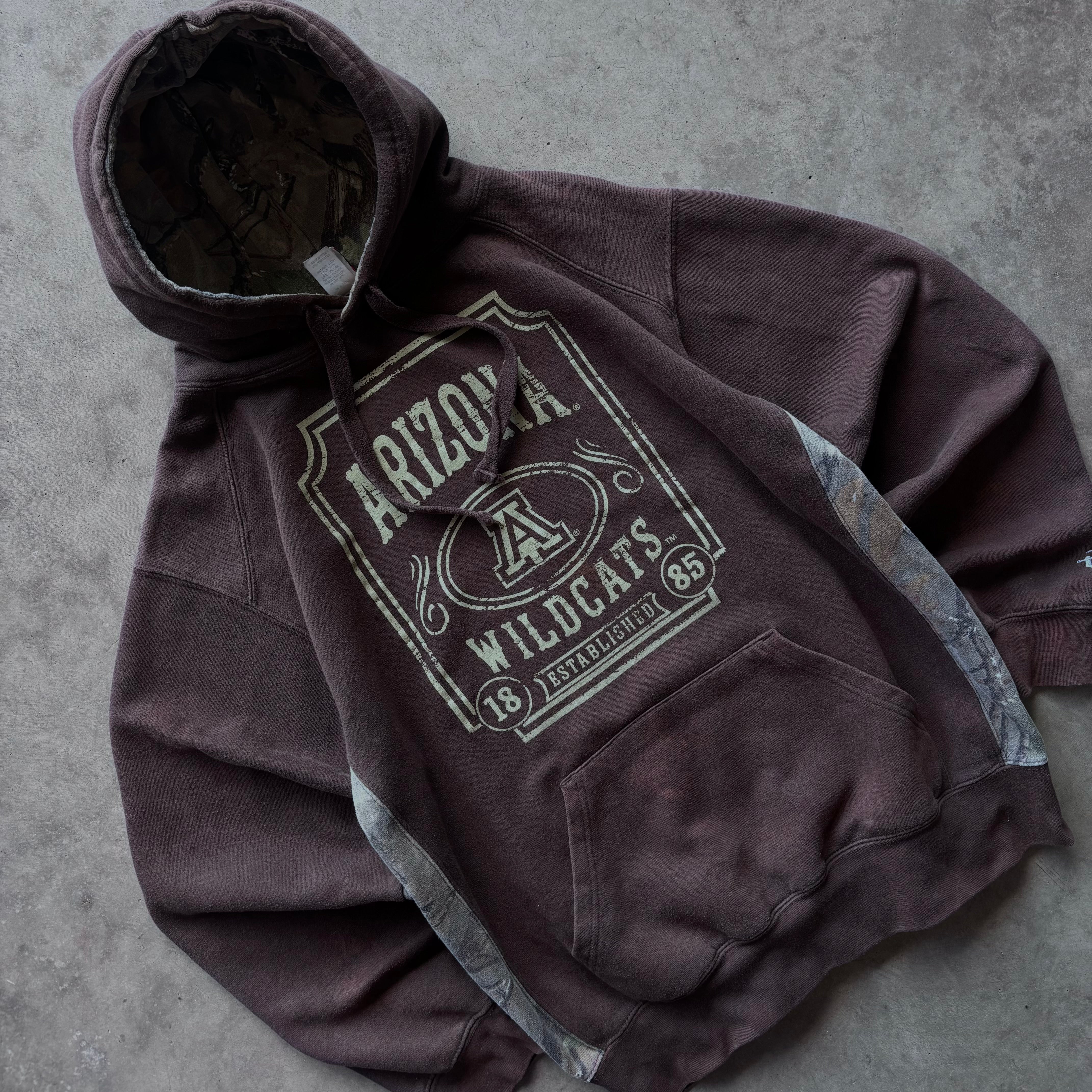 CAMO LINED U OF A HOODIE